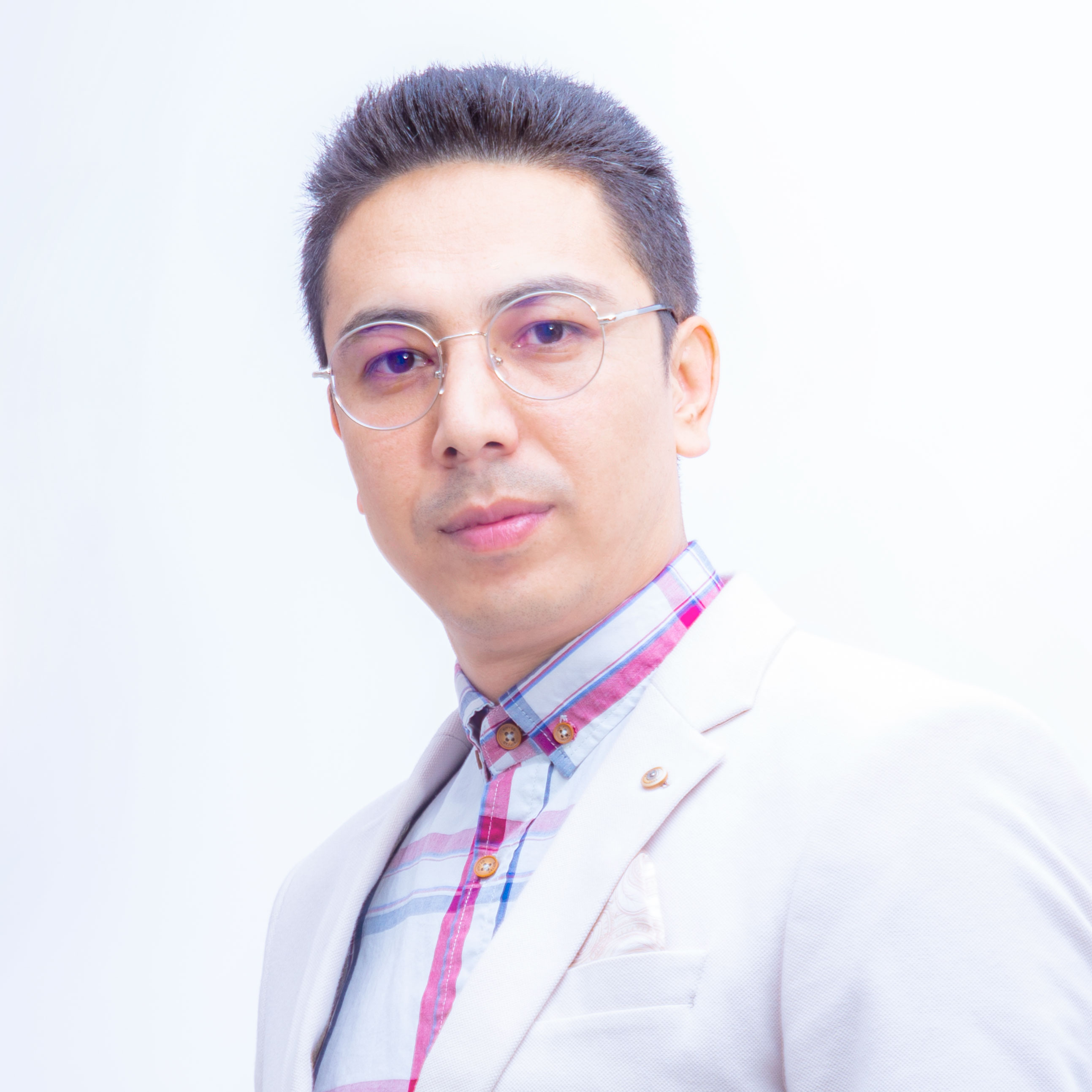 علیرضا نجاتی