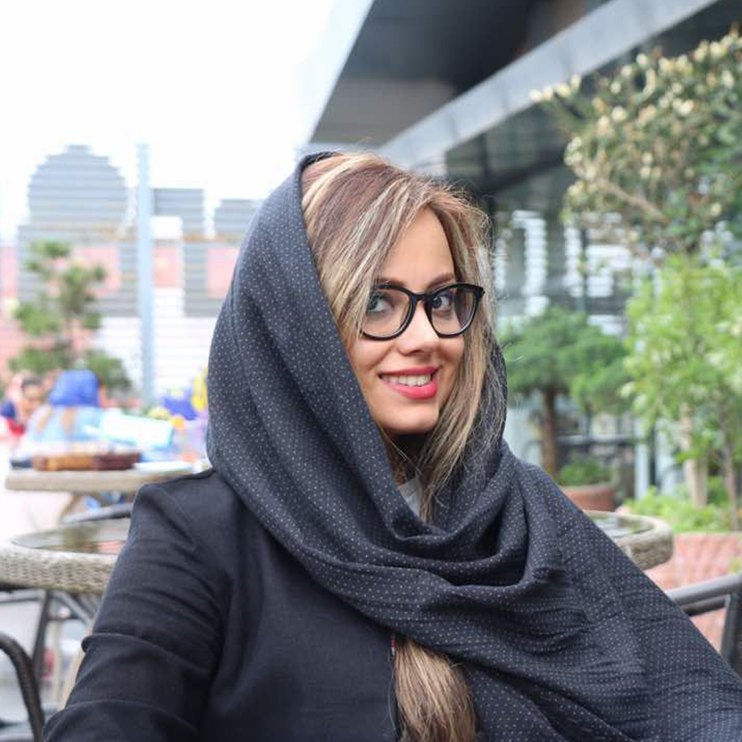 مهسا نام آور